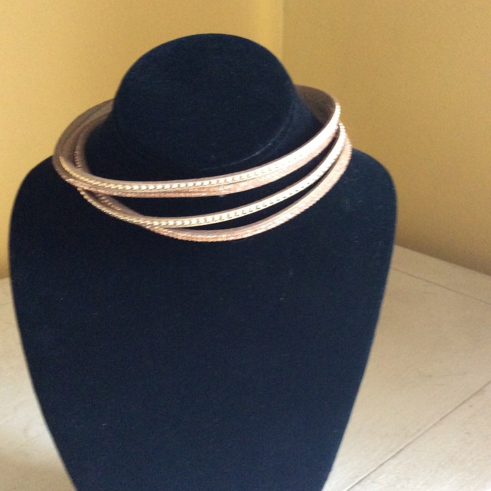 Leather choker with crystals